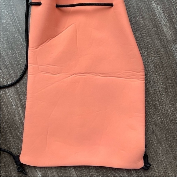 Triangl Swimwear bikini bottom & bag. Medium - Picture 6 of 15